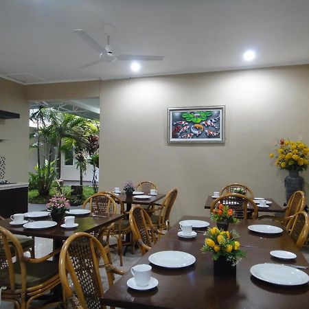 Gondia Guesthouse Jacarta Exterior foto