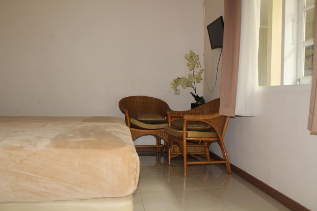 Gondia Guesthouse Jacarta Quarto foto